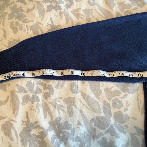 Vince Cashmere Sweater - Picture 6 of 10